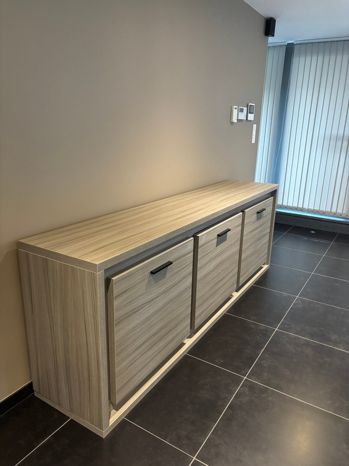 Eetkamer, Enlèvement, Comme neuf