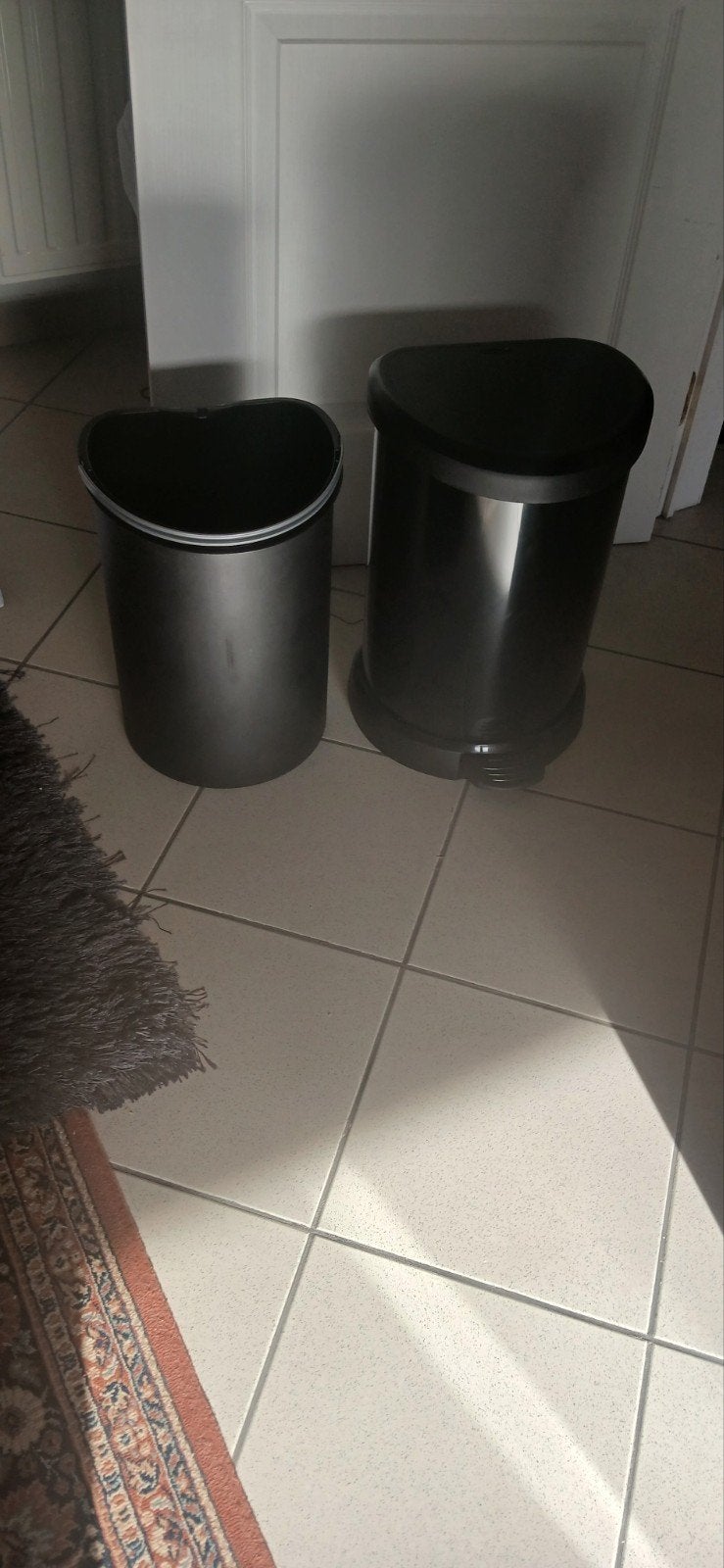 poubelle noir, Huis en Inrichting, Ophalen
