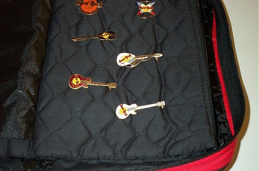 Hard rock cafe pins Newport Beach, Verzamelen, Ophalen of Verzenden, Zo goed als nieuw, Overige onderwerpen, Speldje of Pin
