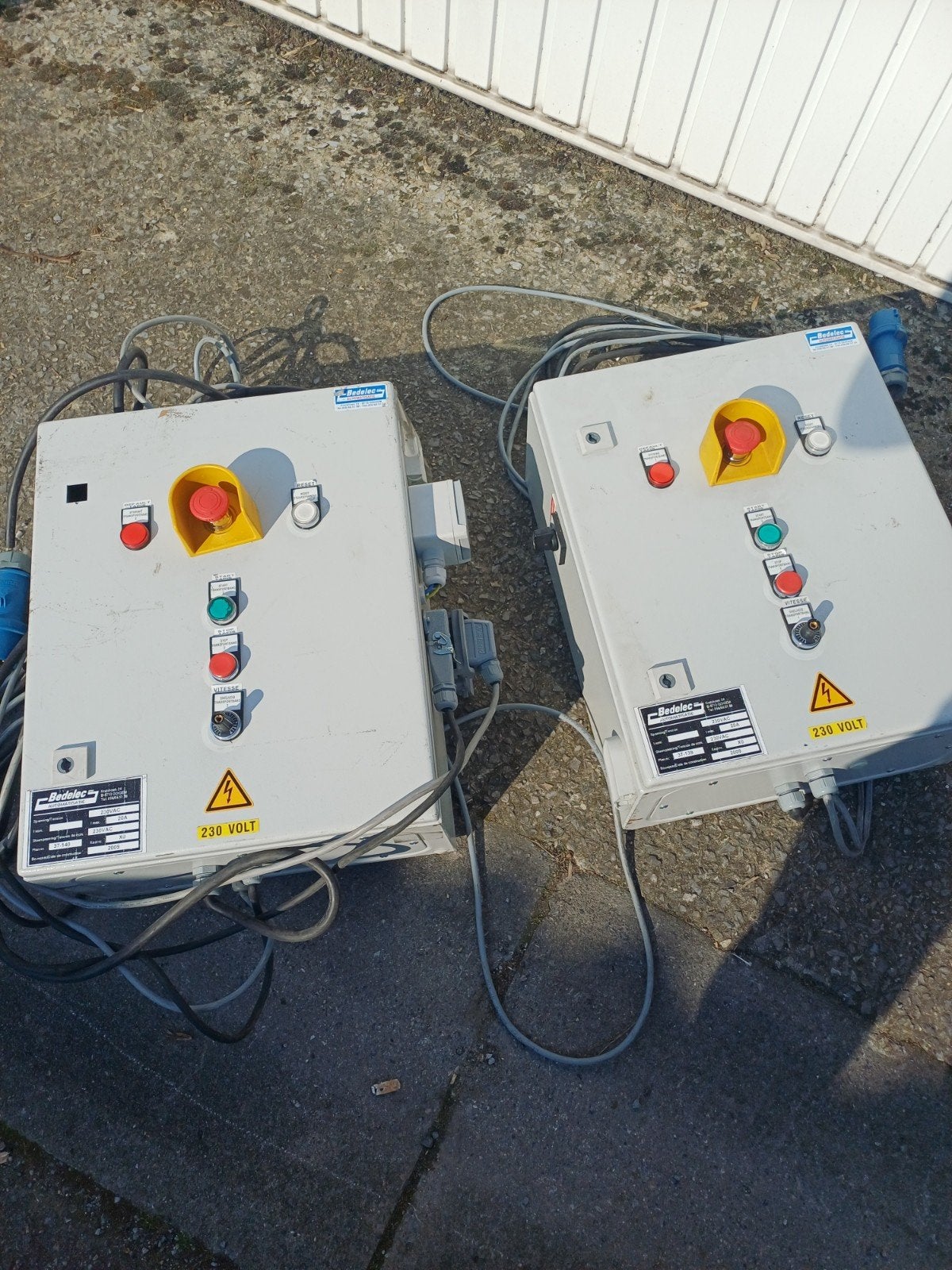 Coffrer, Bricolage & Construction, Enlèvement ou Envoi
