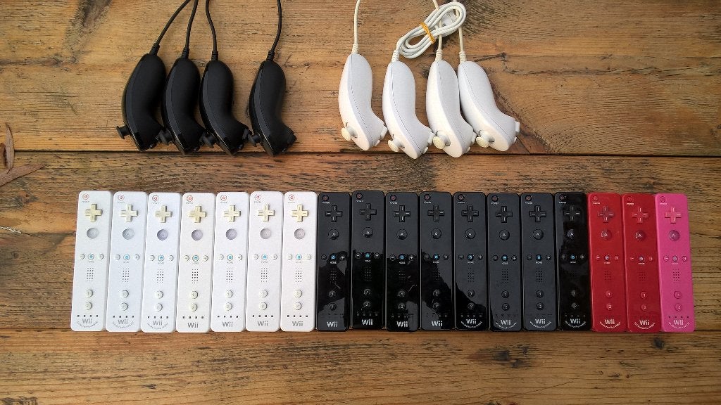 lot  nintendo Wii remote,nuck chuck,motion plus inside, Games en Spelcomputers, Gebruikt, Ophalen of Verzenden, Draadloos, Wii-mote of Nunchuck
