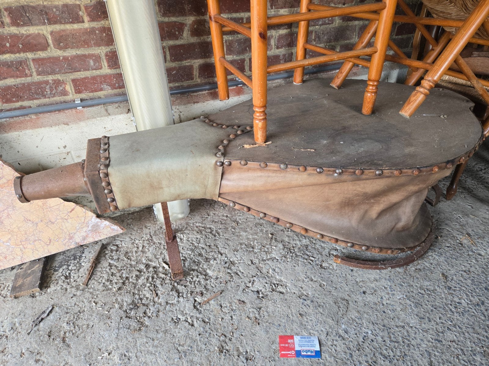 Table en soufflet, Enlèvement