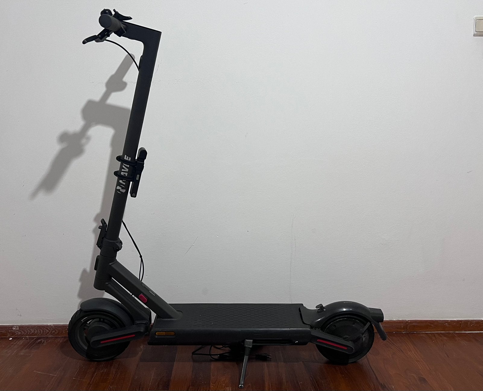 Elektrische step te koop  NAVEE S65C – zwart, Fietsen en Brommers, Ophalen, Gebruikt, Elektrische step (E-scooter)