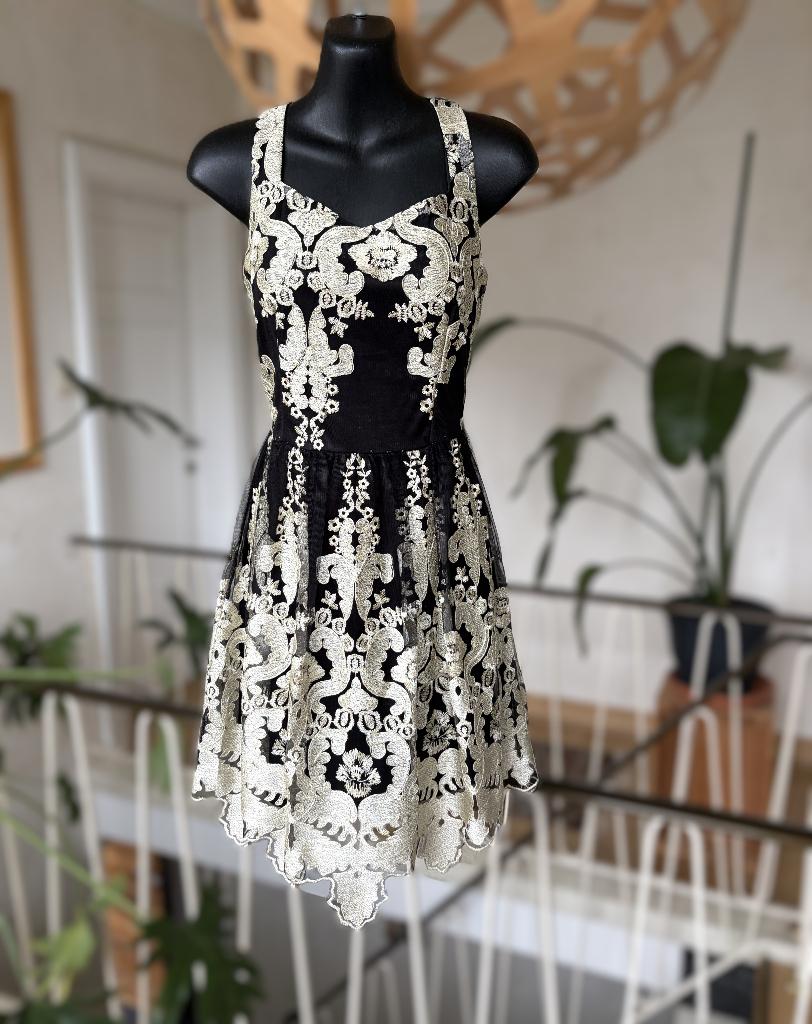 Jus de Pom 🍏 prachtige cocktail / party jurk, mt 36/38, Kleding | Dames, Jus de Pom, Zwart, Ophalen of Verzenden, Zo goed als nieuw