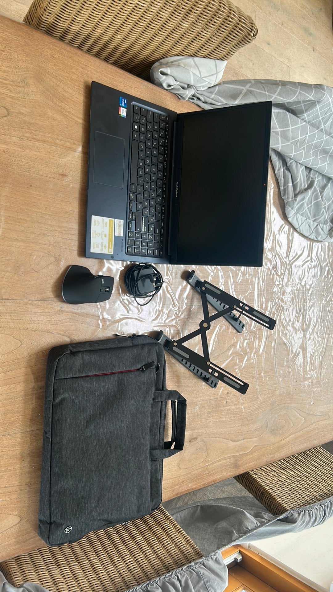 Asus laptop+ draadloze muis+laptop opbergtas, Computers en Software, Ophalen, Zo goed als nieuw, Azerty