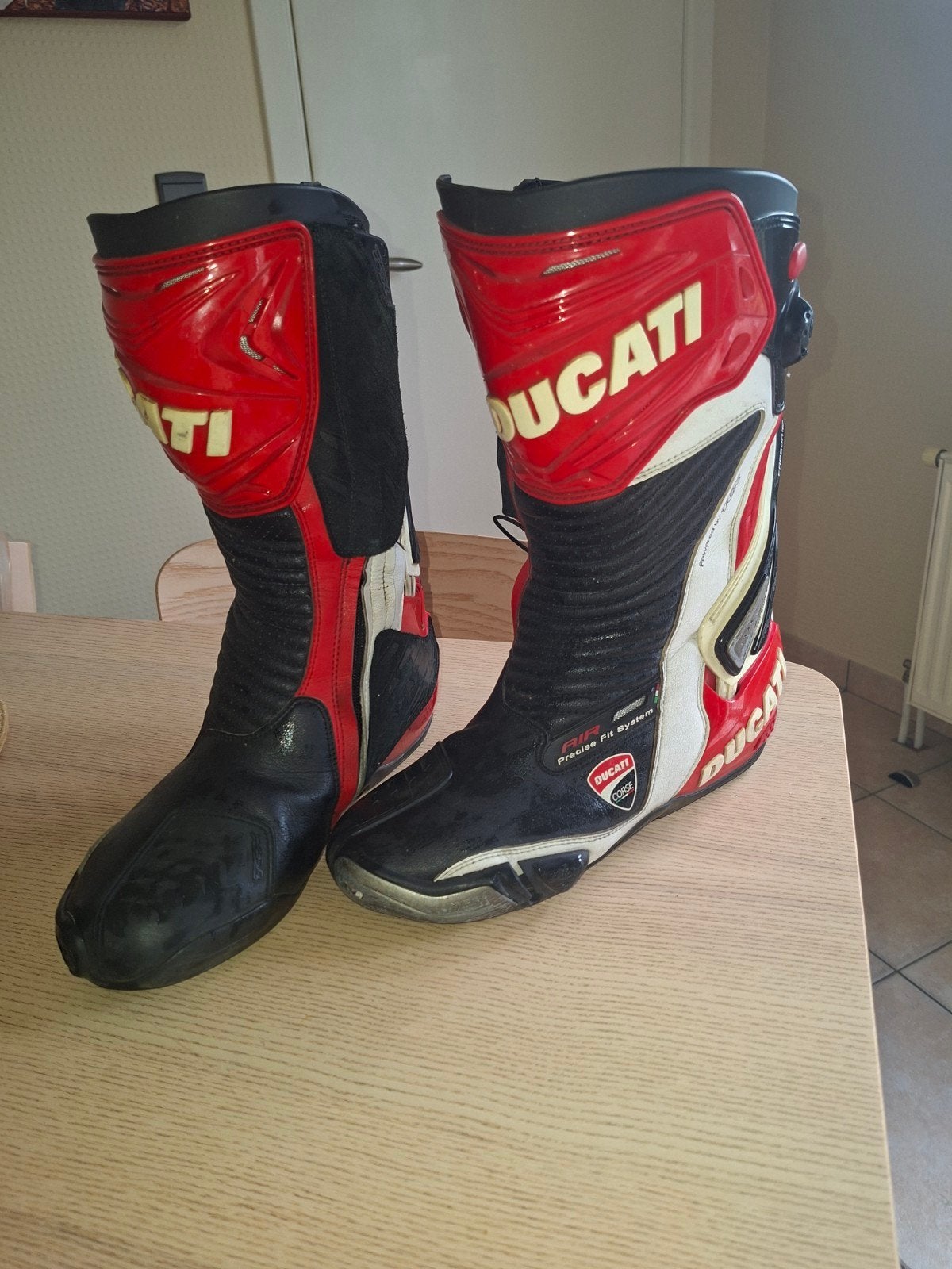 Ducati botten., Motoren, Ophalen