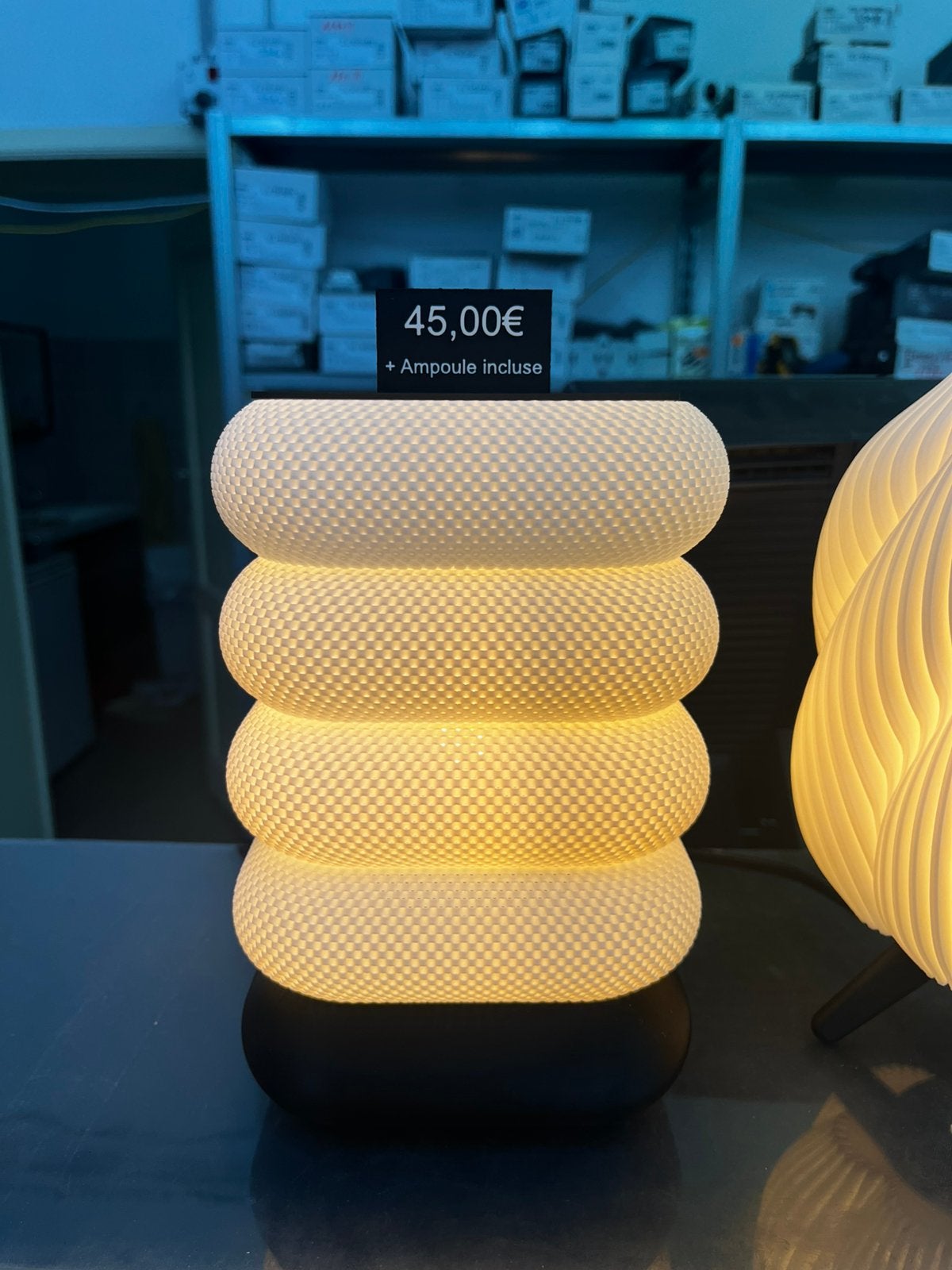 Lampe de chevet design, Neuf, Enlèvement ou Envoi, 23 cm, Autres couleurs