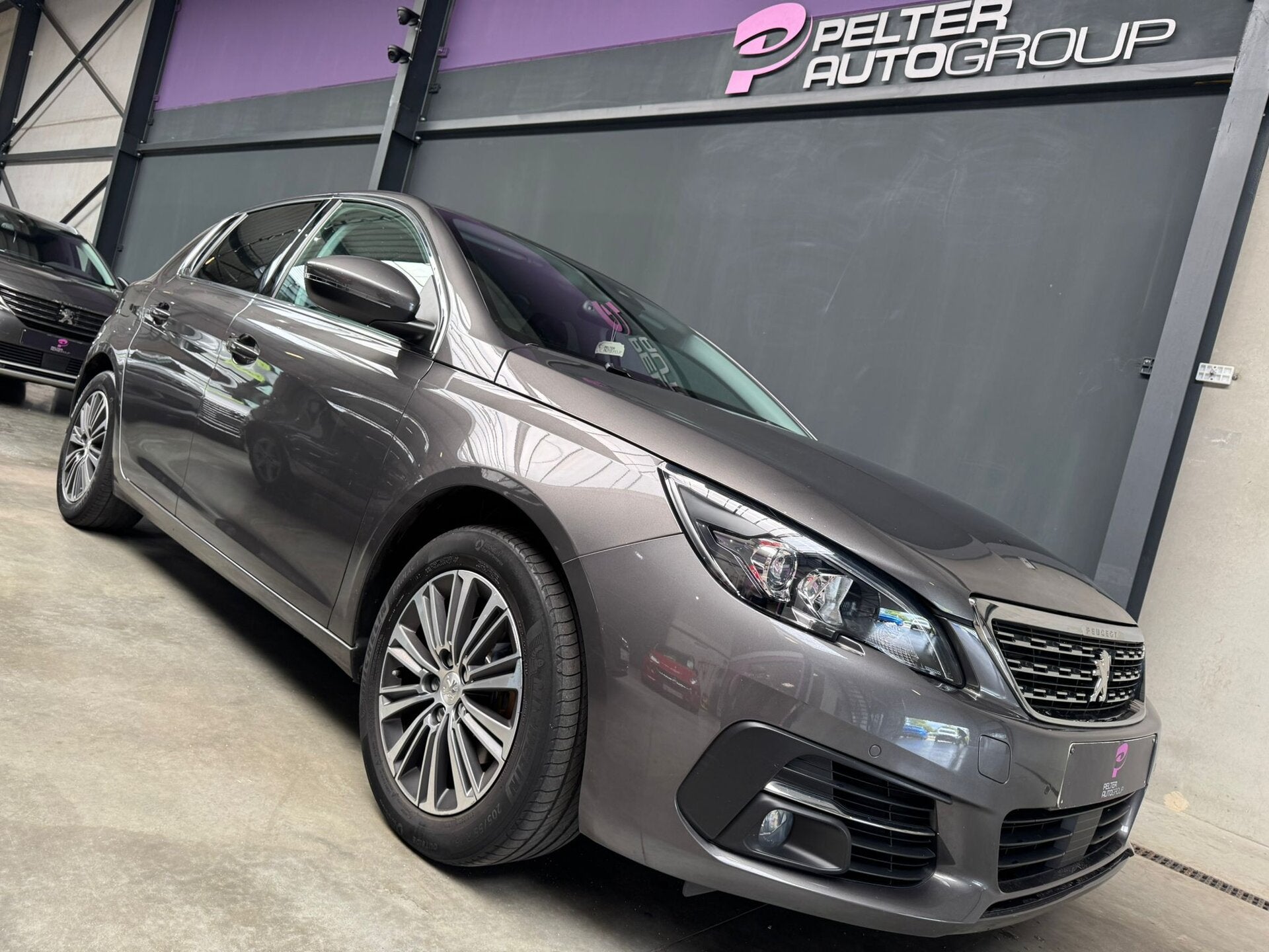 Peugeot 308 1.5BlueHDi Allure Pack Automaat GPS Camera, Autos, Peugeot, 0 kg, Argent ou Gris, Achat, Entreprise