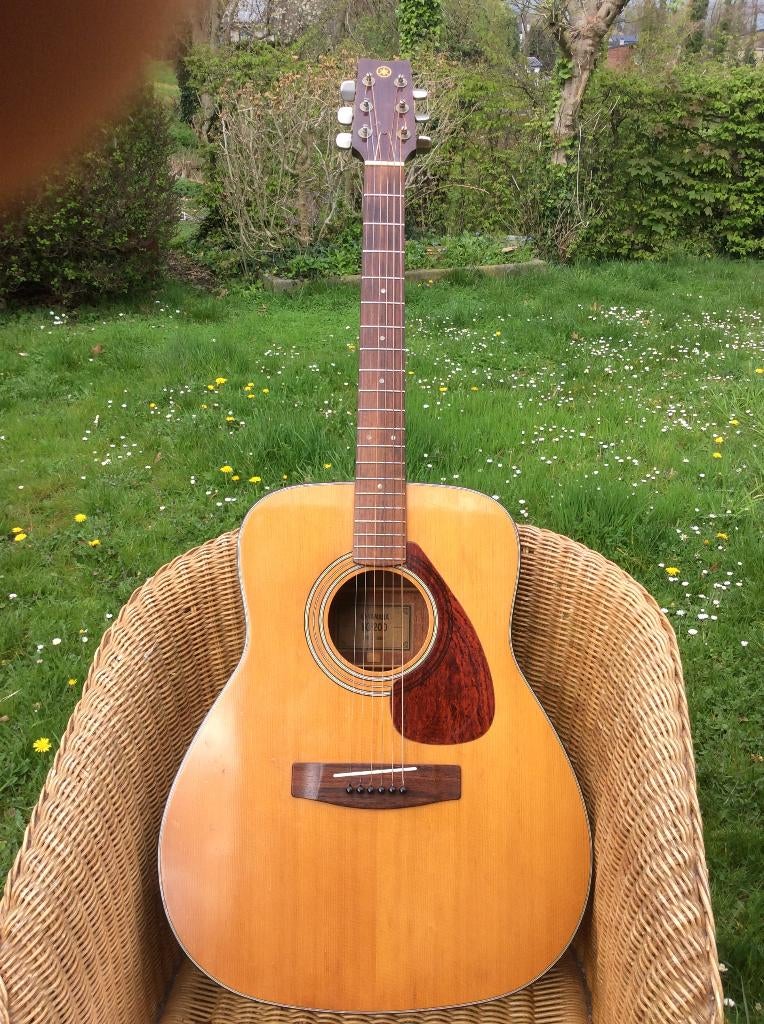GUITARE ACOUSTIQUE YAMAHA FG 200, Musique & Instruments, Instruments à corde | Guitares | Acoustiques, Guitare Western ou Guitare Folk
