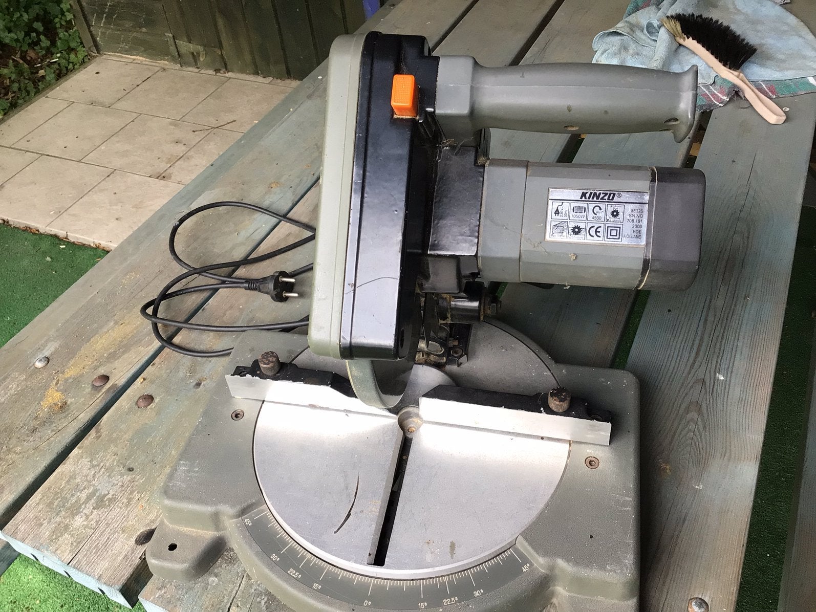 Verstek(afkort)zaag, Doe-het-zelf en Bouw, Ophalen, Gebruikt, 600 tot 1200 watt, Afkortzaag