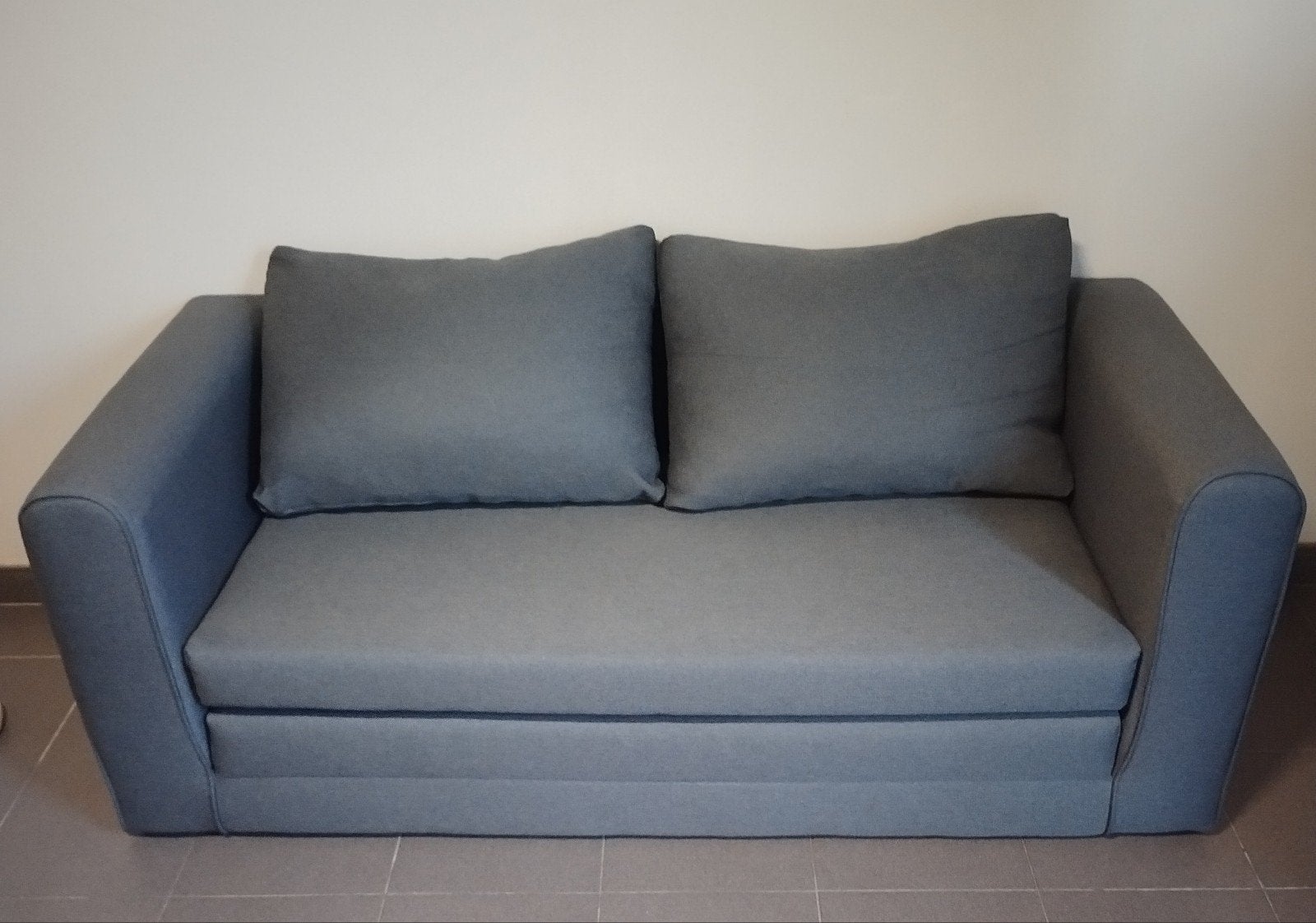 Grijze slaapbank, Huis en Inrichting, Ophalen, Gebruikt, Minder dan 75 cm, 150 tot 200 cm