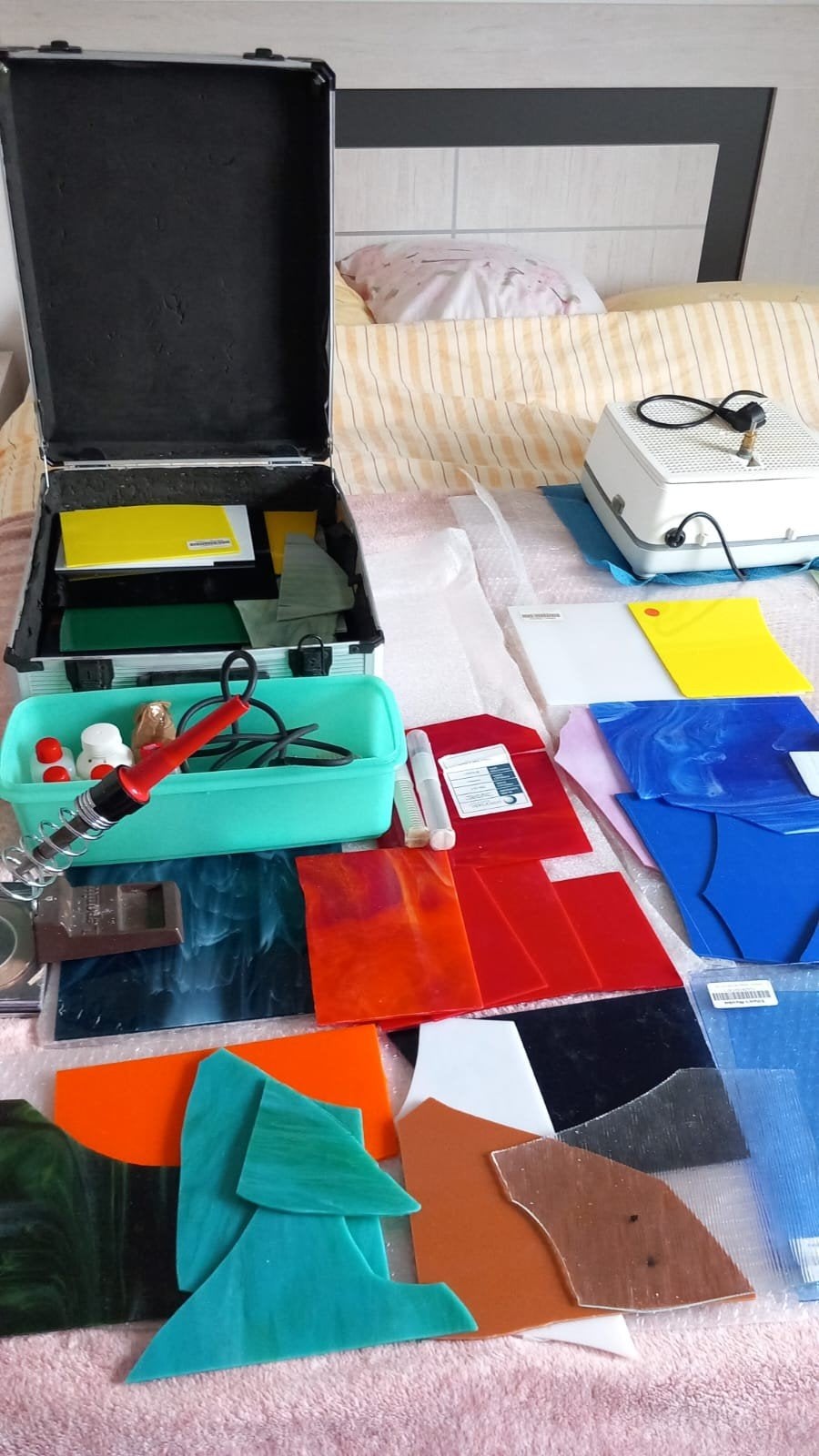hobby.diverse glas van TIFFANY., Ophalen