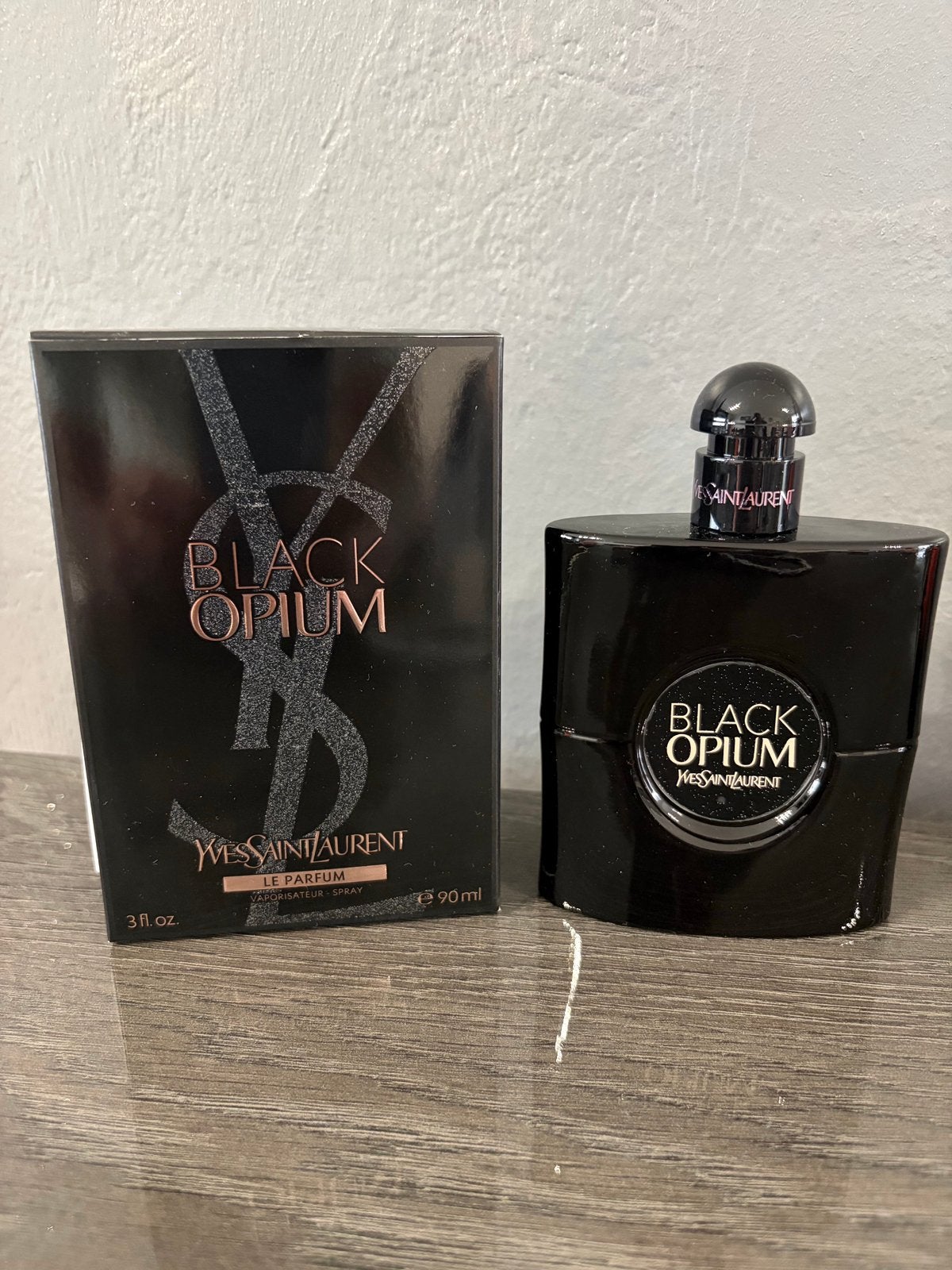 Parfums femme, Ophalen, Zo goed als nieuw
