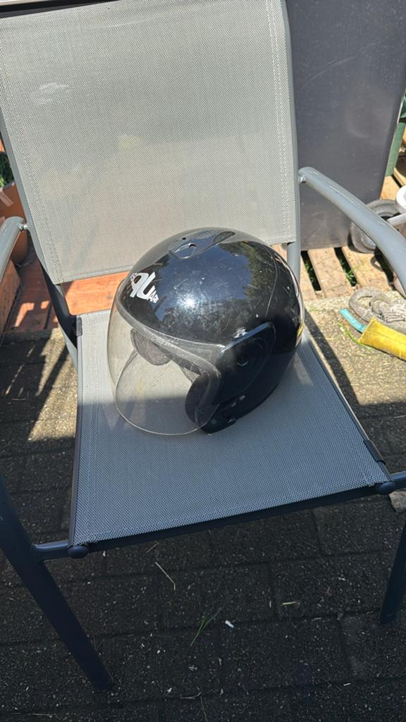 Helm, Ophalen, Zo goed als nieuw