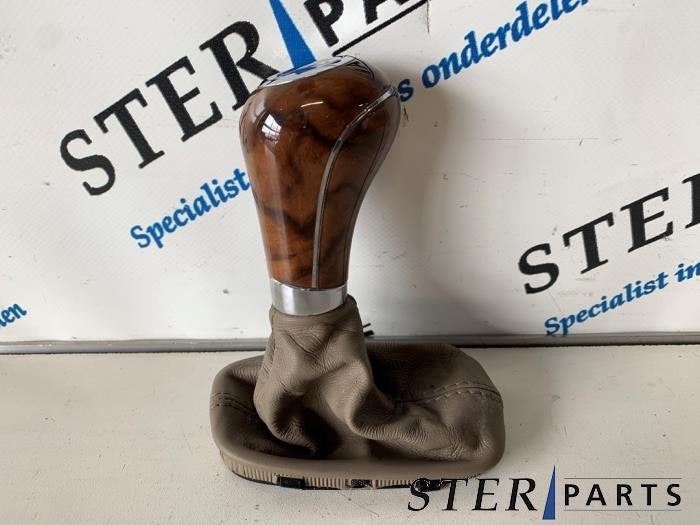 Enveloppe levier de vitesse d'un Mercedes CLK, 3 mois de garantie, Utilisé, -, -