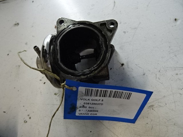 VANNE EGR Volkswagen Golf V (1K1) (038129037D), Utilisé, Volkswagen
