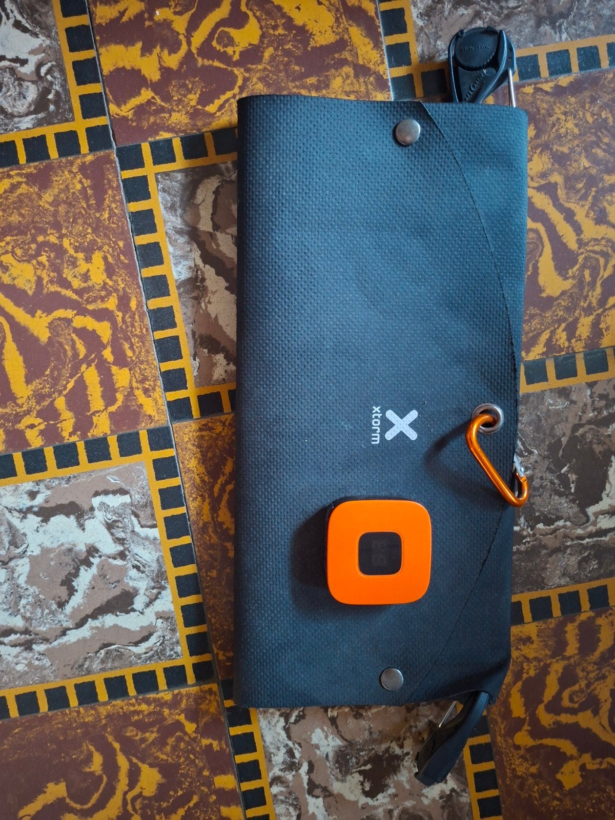 xtorm zonnepaneel 2x USb aansluiting, Telecommunicatie, Powerbanks, Ophalen, Xtorm