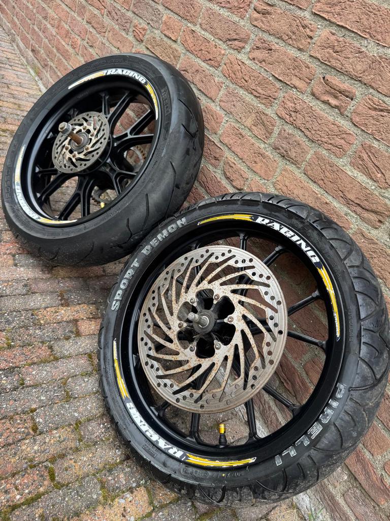 17 inch velgen set Derbi gpr 50/125, Fietsen en Brommers, Brommeronderdelen | Algemeen, Ophalen of Verzenden