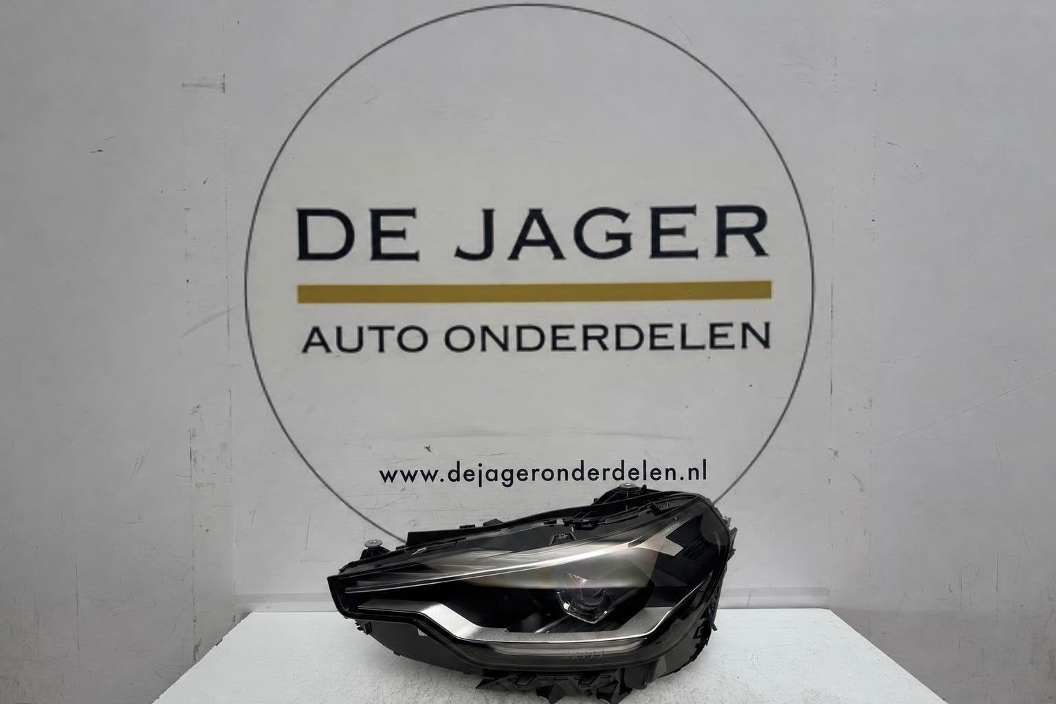 BMW 2 G42 Full LED koplamp links 5A03E31, Petuelring 130
80788  Munich, DE, Gebruikt, Info@bmw.de, BMW