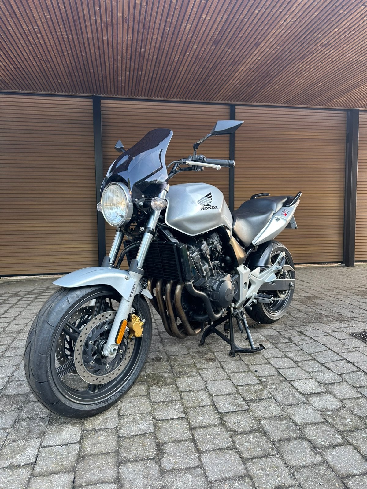 Honda CBf 600n 2006 totaal vernieuwd, 4 cilinders, Particulier, Meer dan 35 kW, Handgeschakeld