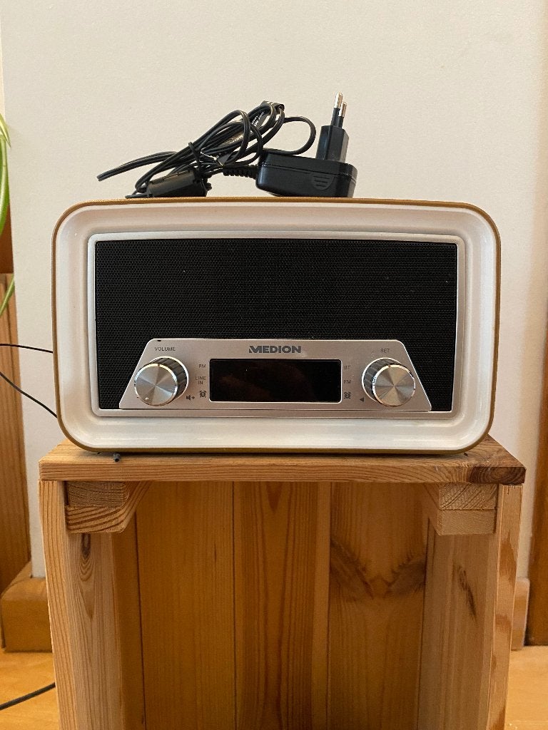 Vintage wekkerradio - bruin, Ophalen, Zo goed als nieuw