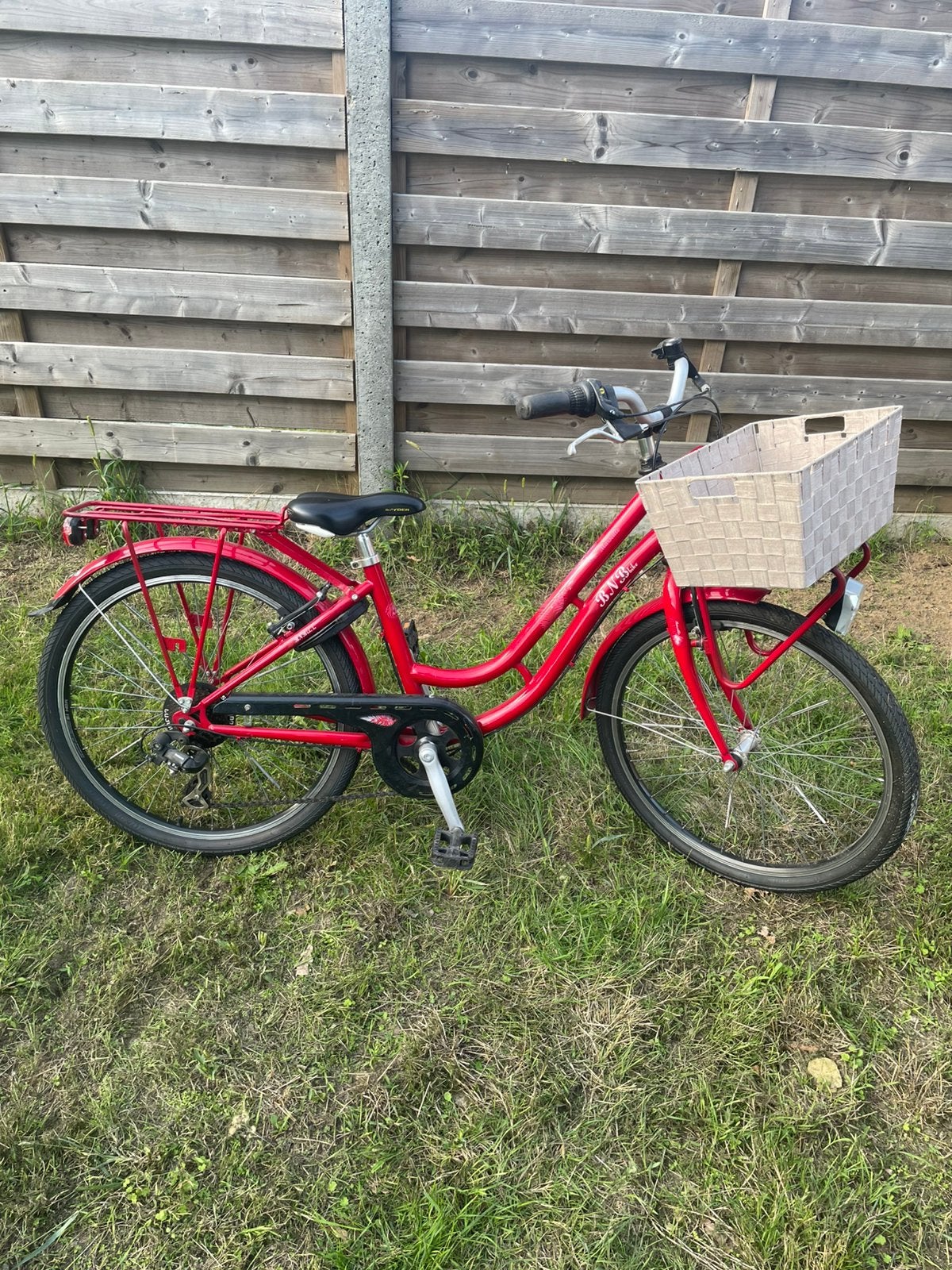 Meisjesfiets 24 inch BNB Bike type Marseille, Vitesses, Comme neuf, Enlèvement, Frein sur jante