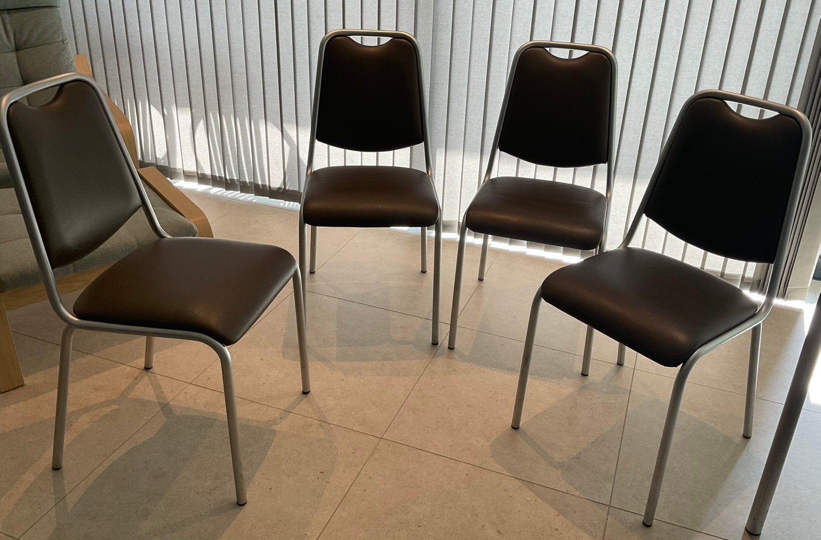 Stoelen in perfecte staat., Huis en Inrichting, Stoelen, Ophalen, Zo goed als nieuw
