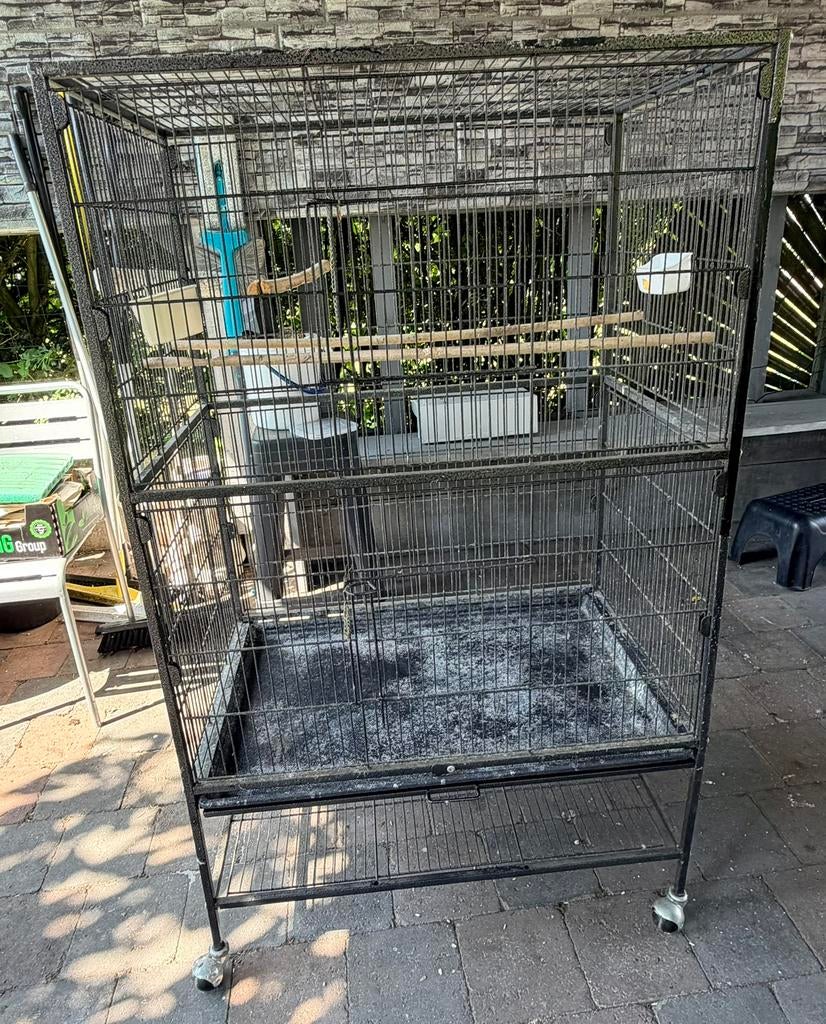 Grote vogelkooi, Ophalen, Zo goed als nieuw, Metaal, Vogelkooi