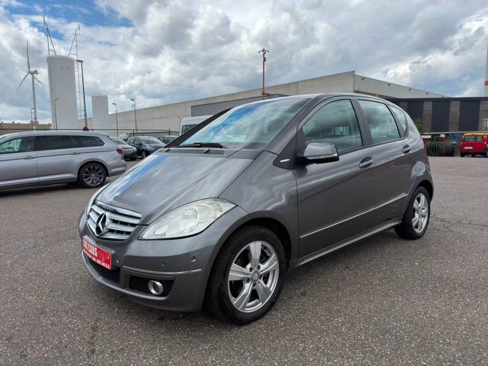 MERCEDES-BENZ A 180 CDI AVANTGARDE AUTOMATIQUE — GARANTIE, Autos, 144 g/km, Achat, 109 kW, Entreprise