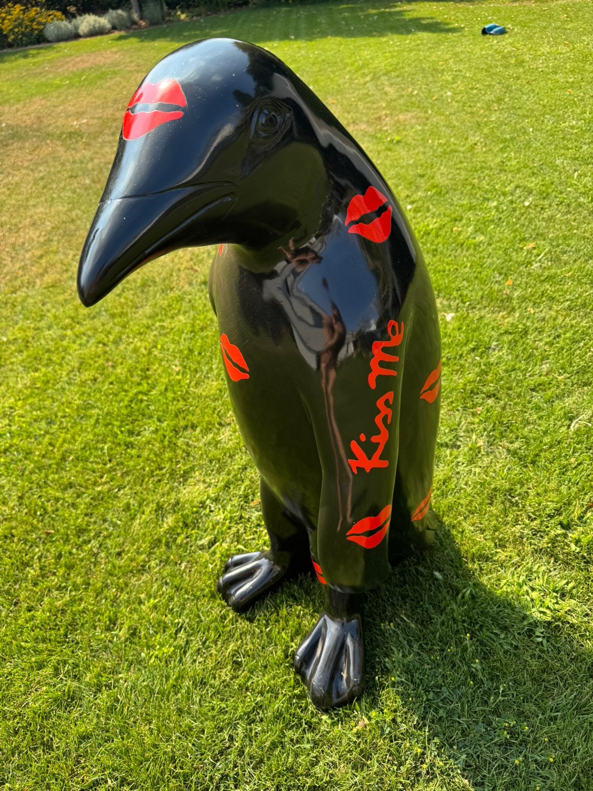 Pinguin ‘kiss me’, Antiquités & Art, Enlèvement