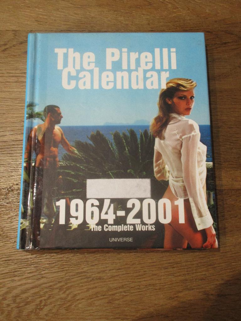 THE PIRELLI CALENDAR 1964-2001 THE COMPLETE WORKS - ZIEN !, Boeken, Kunst en Cultuur | Fotografie en Design, Ophalen of Verzenden