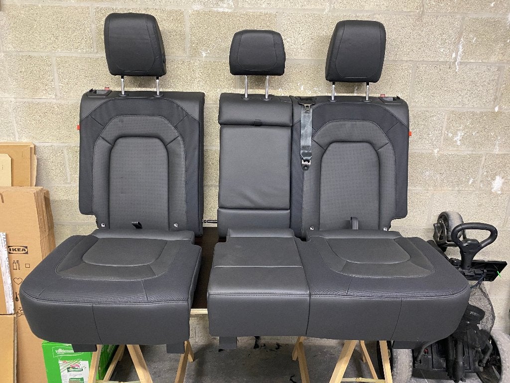 Banquette / sièges arrière complets Land Rover Defender 2024, Autos : Pièces & Accessoires, Enlèvement, Neuf, Rover