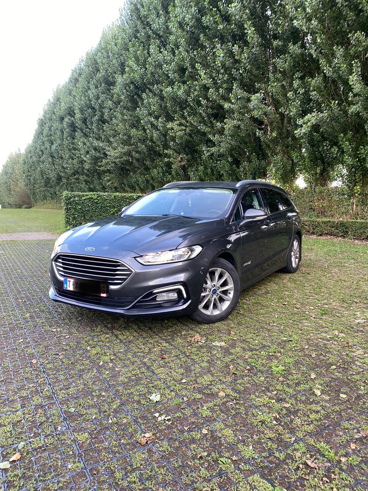 Ford mondeo hybride taxi, Autos, Ford, Cuir, Argent ou Gris, Euro 6, Mondeo