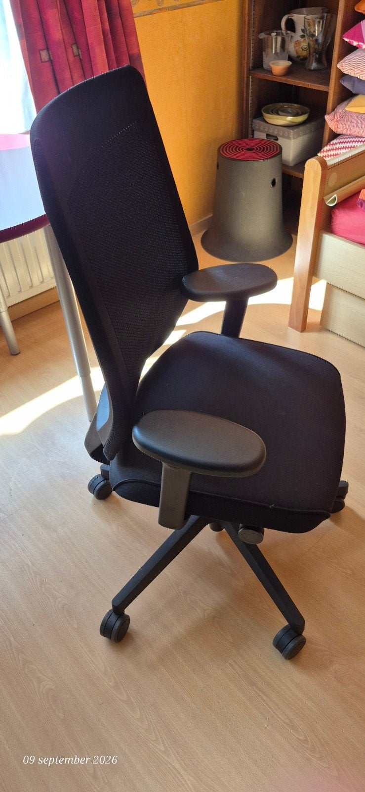 bureaustoel interstuhl Joyce, Comme neuf, Enlèvement, Chaise de bureau, Ergonomique