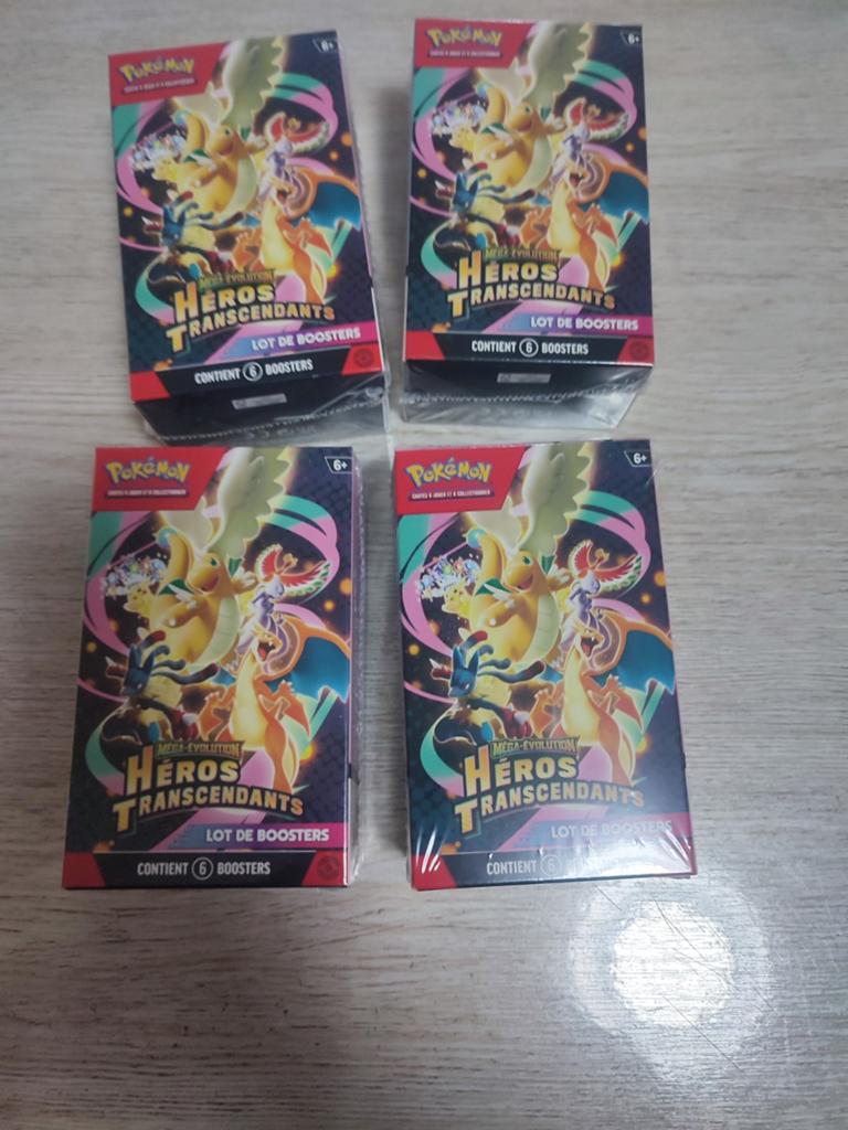Display pokémon héros transcendant celler, Booster