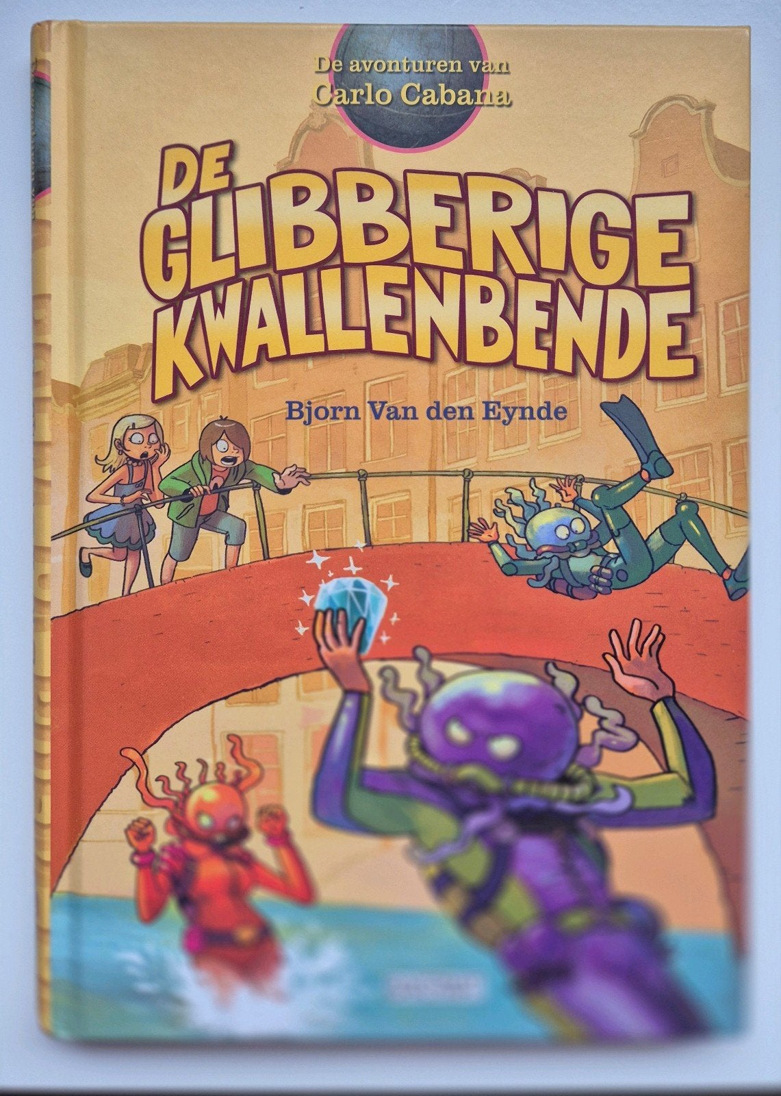 Bjorn van den Eynde - De glibberige kwallenbende, Boeken, Fictie algemeen, Nieuw, Ophalen of Verzenden, Bjorn van den Eynde