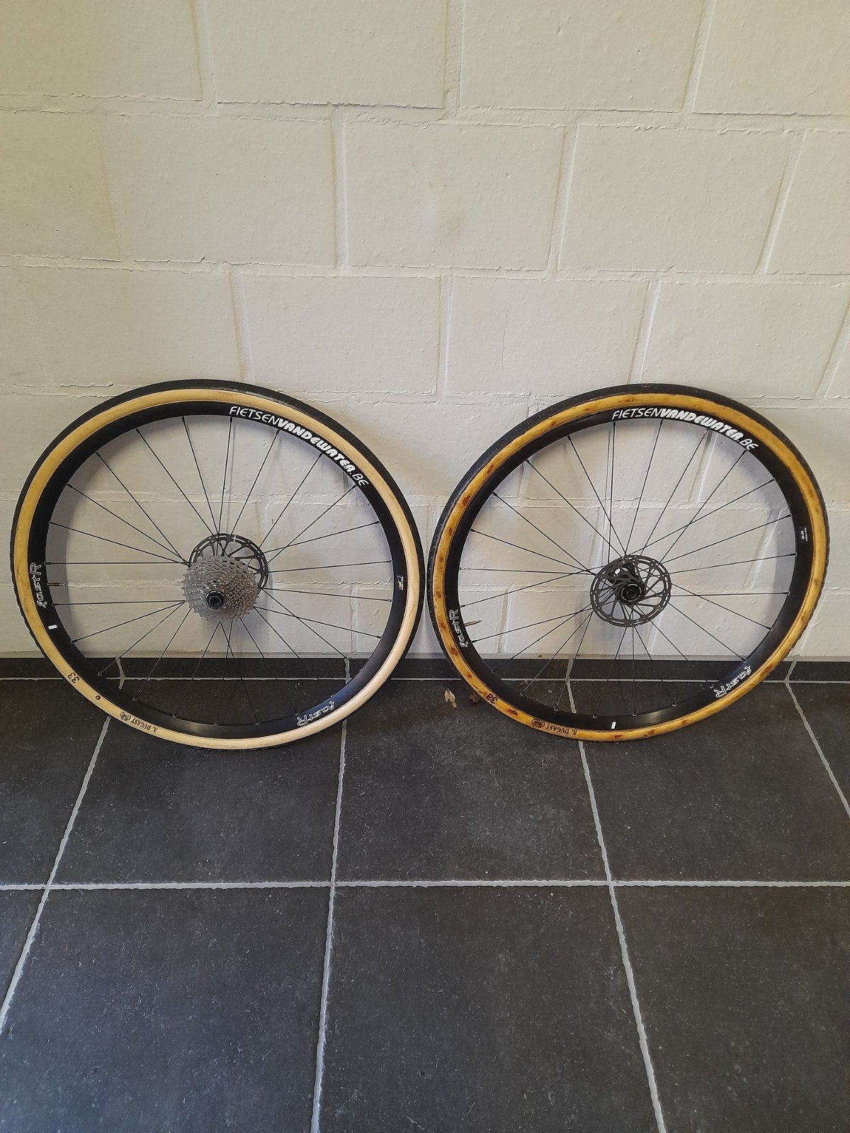 Set cx wielen, Zo goed als nieuw, Gravelbike, Fast r, Aluminium