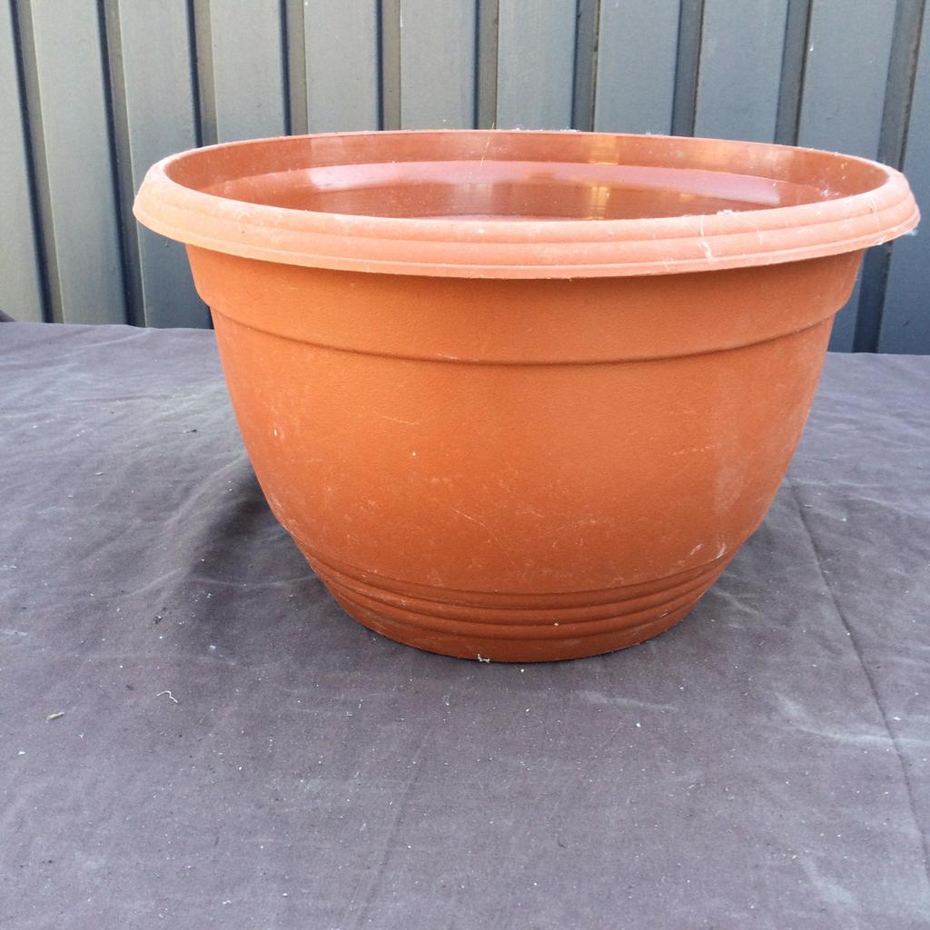 Bloempot in kunststof - Diameter 25 cm Hoogte 17 cm, Tuin en Terras, Ophalen of Verzenden, Zo goed als nieuw, Rond, Kunststof