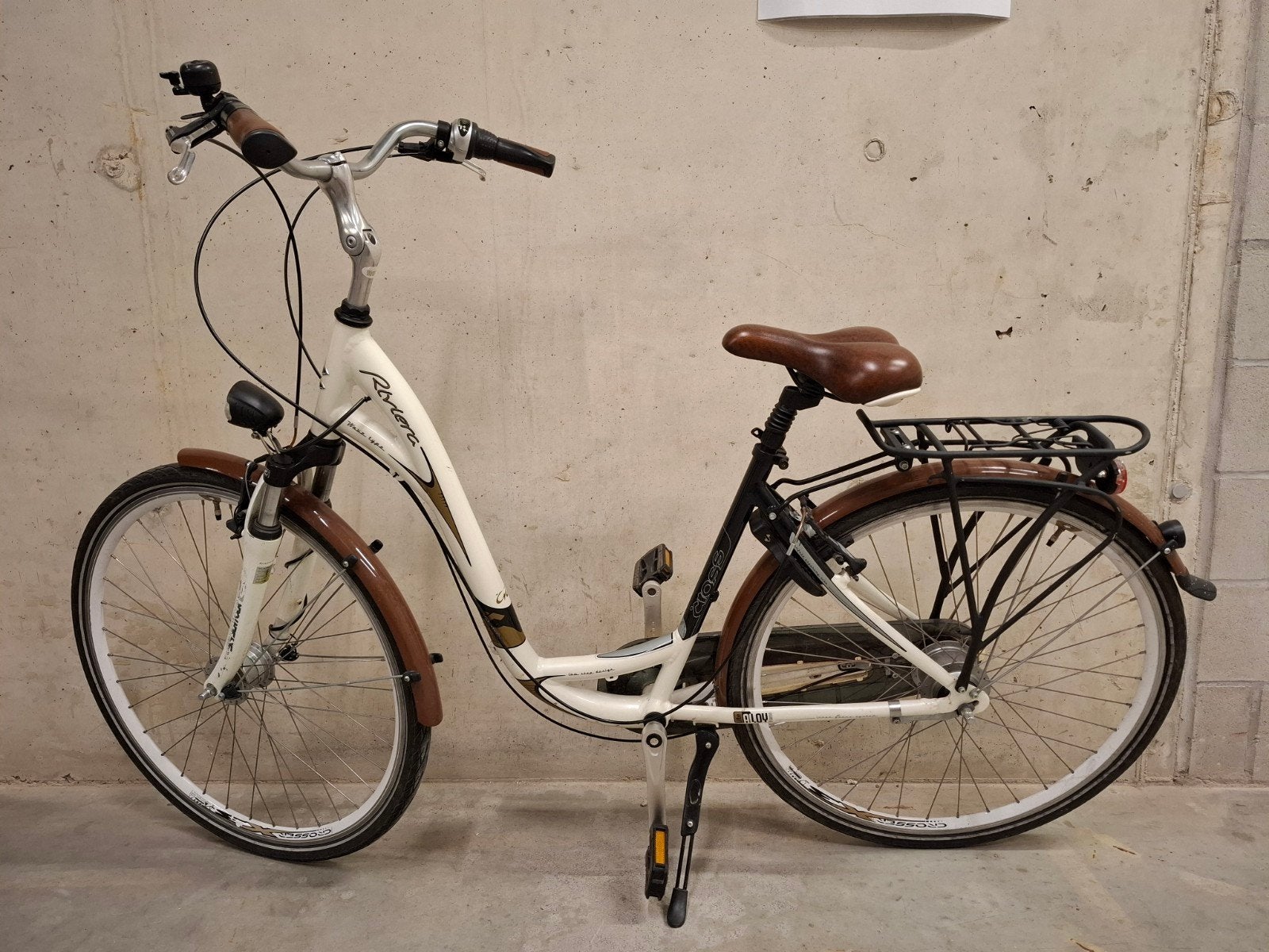 Mooie damesfiets in nieuwstaat( zie foto's), Fietsen en Brommers, Ophalen, Zo goed als nieuw, Overige merken, Versnellingen