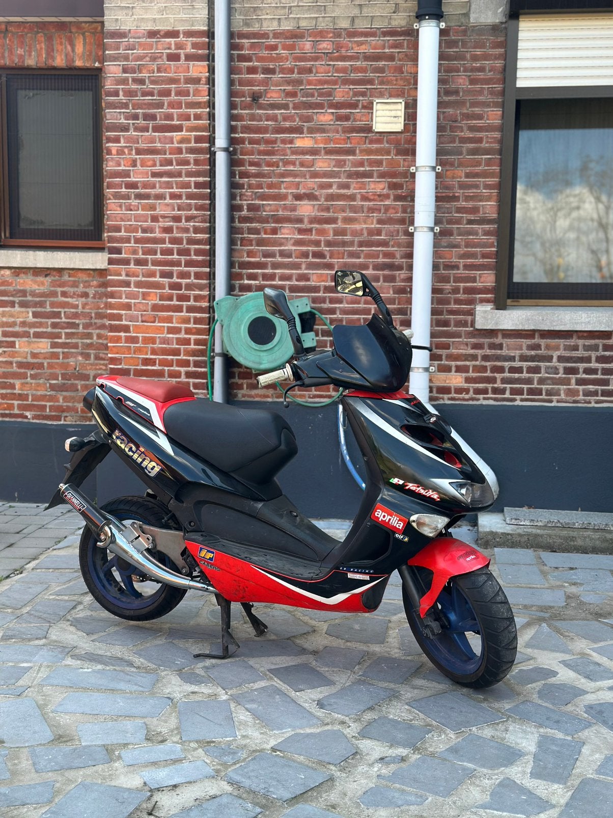 aprilia sr 70 tetsuya, Vélos & Vélomoteurs, Scooters | Aprilia, SR 50, 70 cm³, Comme neuf, Enlèvement