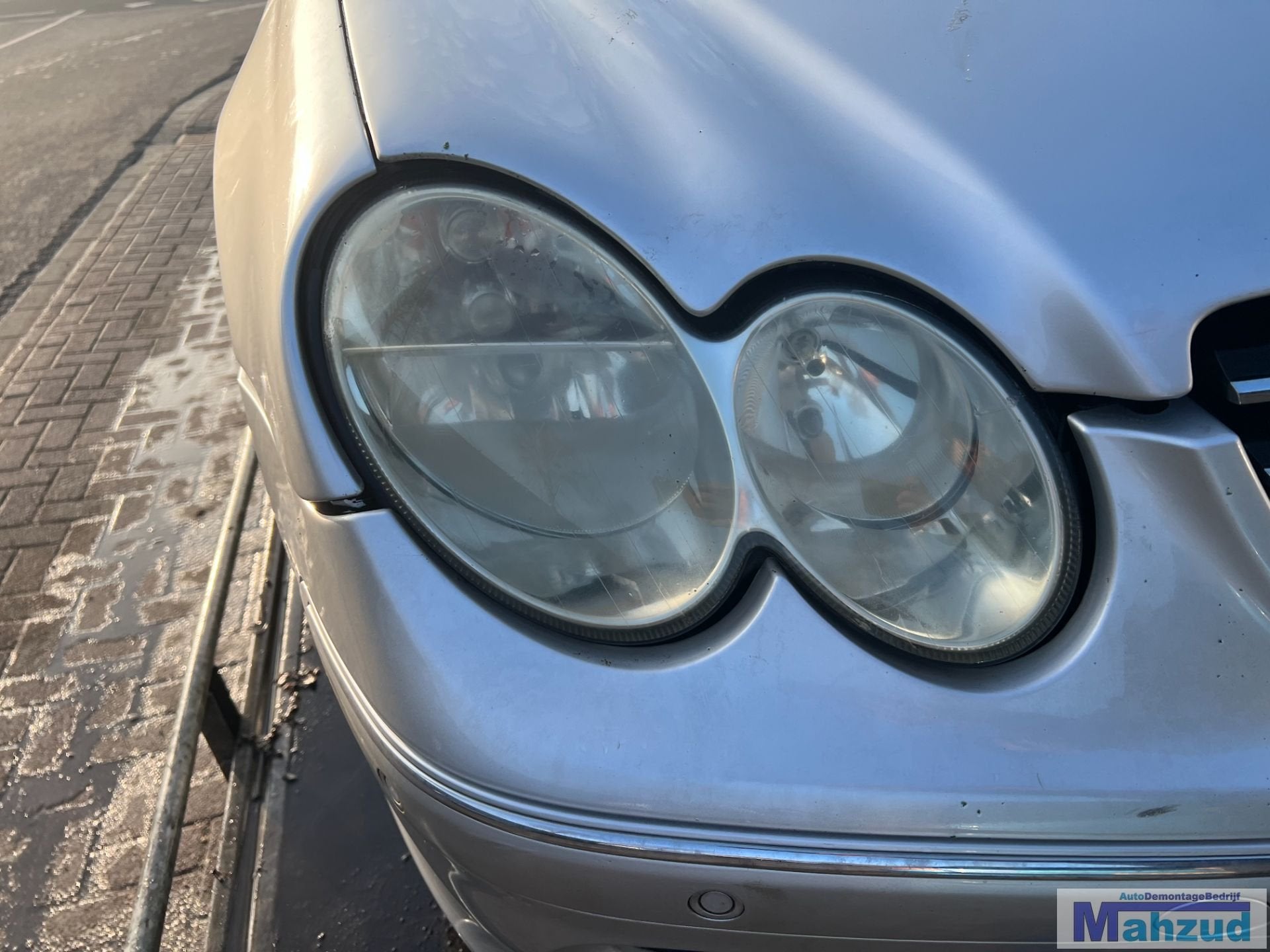 Phare droit pour Mercedes CLK W209 (2002-2009), Mercedes-Benz AG, Mercedes-Benz, Utilisé, Mercedesstrasse 120
70372  Stuttgart, DE