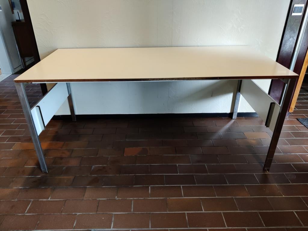 Bureau, Dieren en Toebehoren, Ophalen