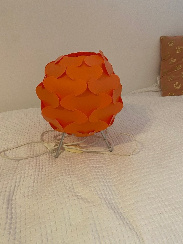 Lampe de table design orange – style rétro / pop, Huis en Inrichting, Lampen | Tafellampen, Ophalen, Gebruikt, Oranje, Design