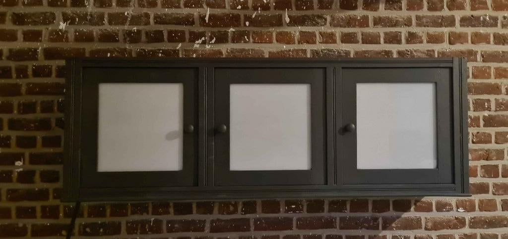 Antiek 3-deurs gerestaureerd wandkastje, Doe-het-zelf en Bouw, Deuren en Vliegenramen, Ophalen