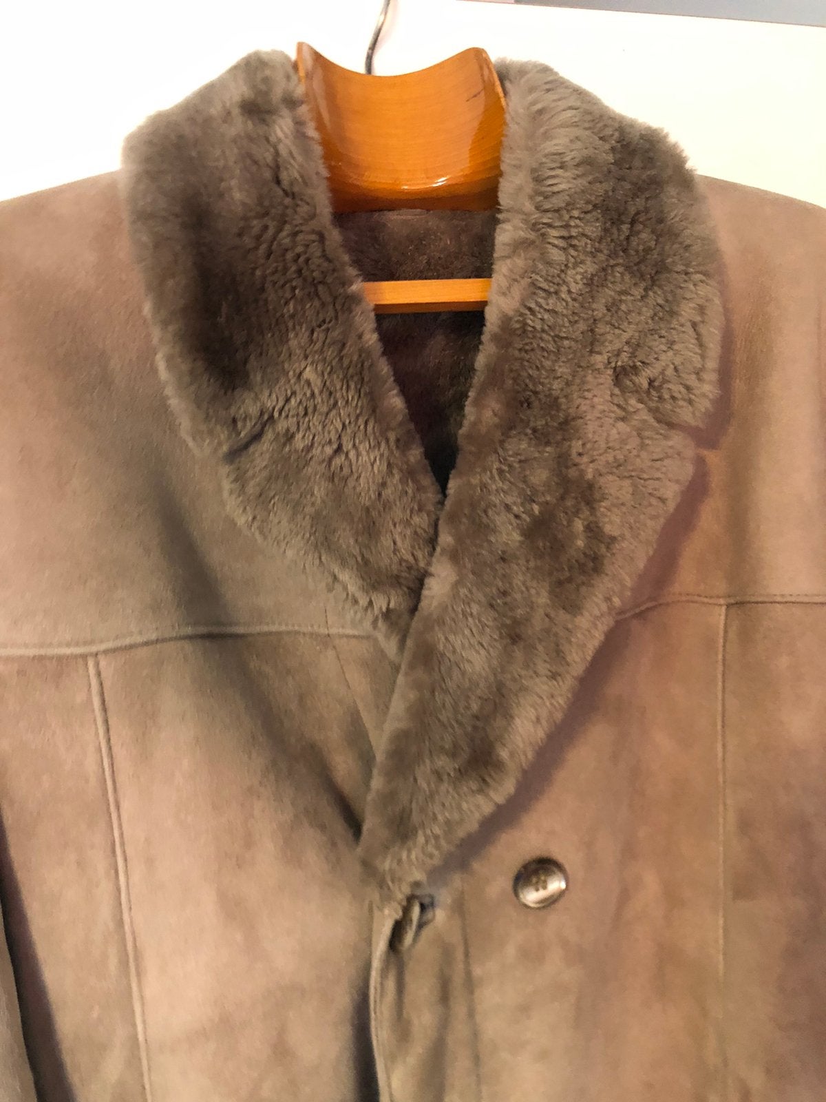 Mouton  Retourné.  Perfecte staat, Kleding | Dames, Jassen | Winter, Ophalen, Zo goed als nieuw, Beige