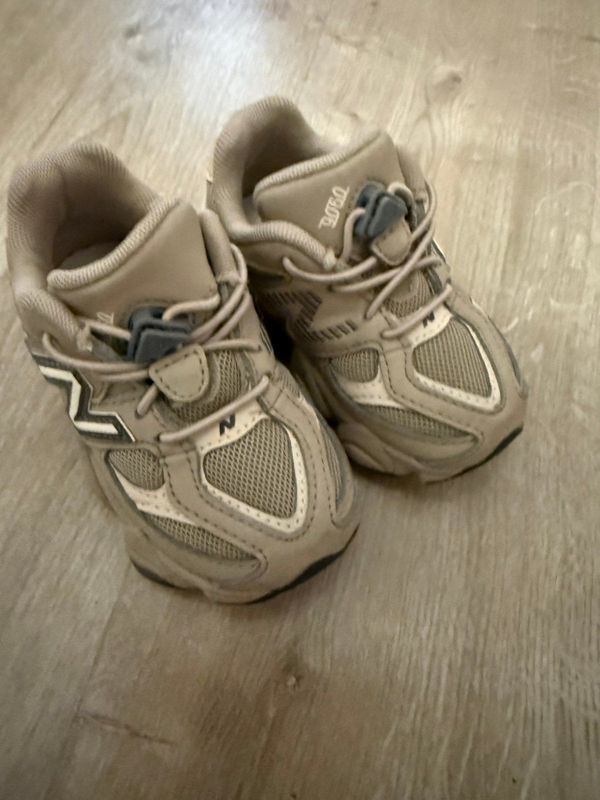 New balance kinder schoenen maar 23,5, Ophalen of Verzenden, Zo goed als nieuw