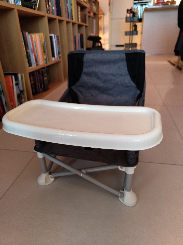 Opvouwbare kinderstoel voor op reis of gewoon thuis!, Kinderen en Baby's, Ophalen, Zo goed als nieuw, Inklapstoel, Aanschuifbaar