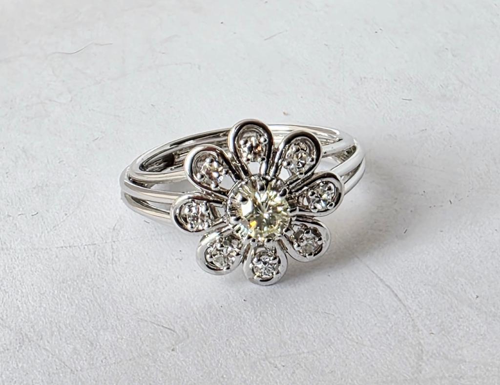 Goud/platinum ring met diamanten 0, 38kt, Handtassen en Accessoires, Ophalen of Verzenden, Met edelsteen, Dame, Goud