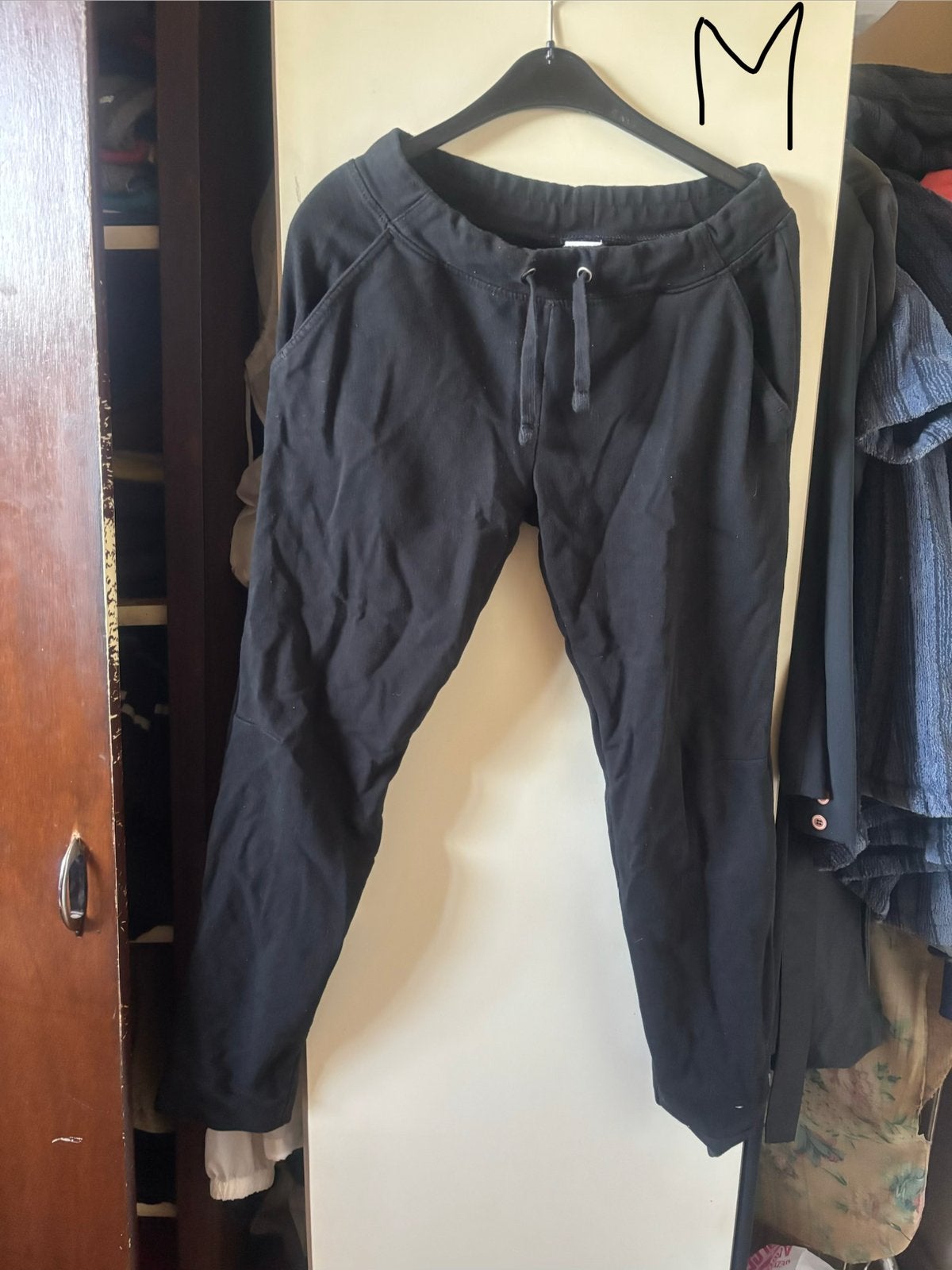 trainingsbroek, Kleding | Dames, Ophalen of Verzenden, Zo goed als nieuw, Maat 38/40 (M), Zwart