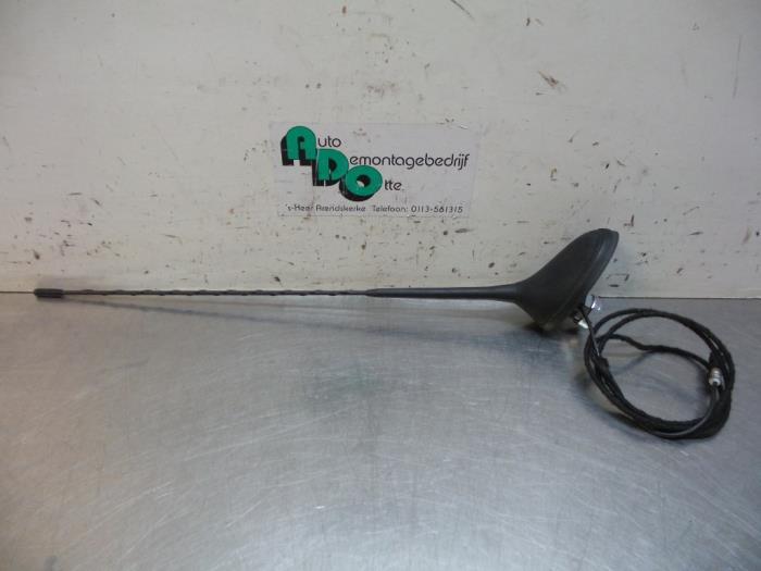 Antenne van een Peugeot 207 (207 06-), Auto-onderdelen, Elektronica en Kabels, Peugeot, Gebruikt, 3 maanden garantie, Ophalen of Verzenden
